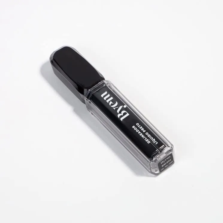 BM-954- DELINEADOR LIQUIDO- 4.webp
